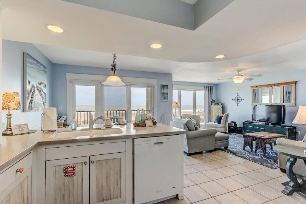 פרננדינה ביץ' Oceanfront Retreat With A Remarkable View. New! מראה חיצוני תמונה